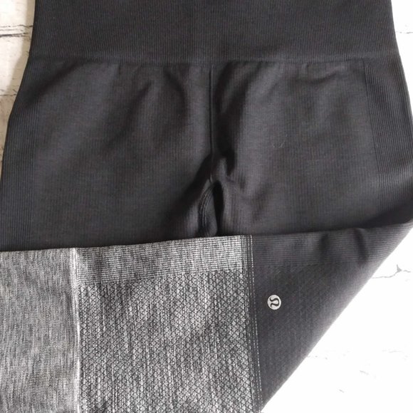 Lululemon Seamlessly Street Crop Heathered Black 4 - Picture 3 of 5
